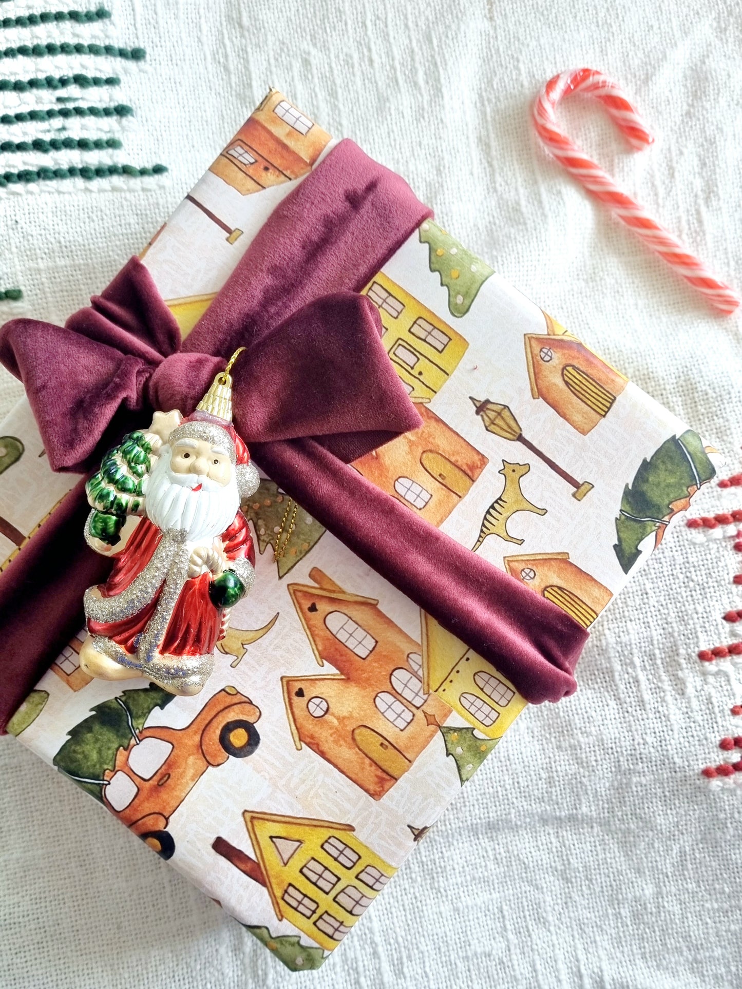Wrapping Paper - Christmas Town (Six Sheets) NEW SIZE