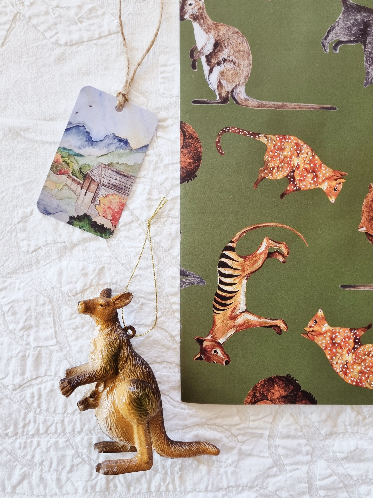 Wrapping Paper - Tasmanian Animals (Six Sheets)